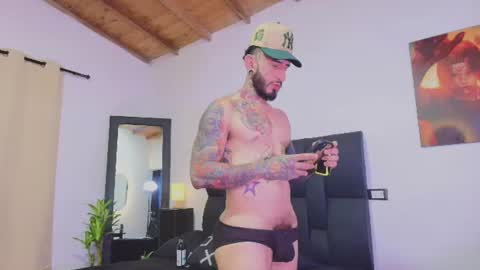 Snapshot of dilan_scootk_j chatting on 23, 6, 2026 Dilan Scootk online show from 23, 6, 2026