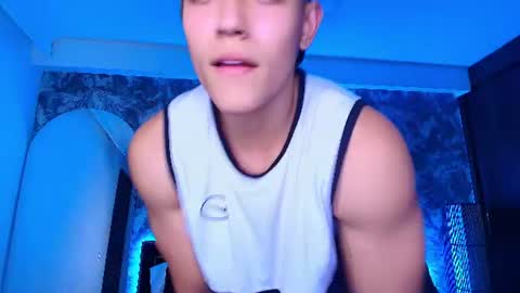 Snapshot of dilanmiller_ chatting on 10, 7, 2026 dilanmiller_ online show from 10, 7, 2026