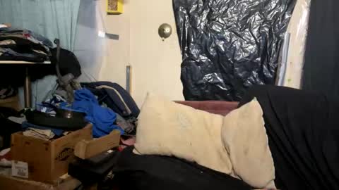 Snapshot of dilf_96 chatting on 15, 12, 2025 Daddy online show from 15, 12, 2025