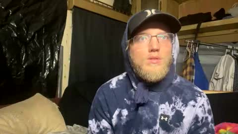 Snapshot of dilf_96 chatting on 9, 1, 2026 Daddy online show from 9, 1, 2026