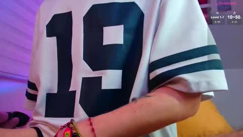 Julian Independent Model online show from 10, 3, 2026