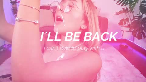 Snapshot of dina_ride chatting on 31, 1, 2025 online show from 31, 1, 2025