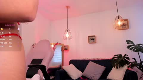 Snapshot of dina_ride chatting on 4, 2, 2025 online show from 4, 2, 2025