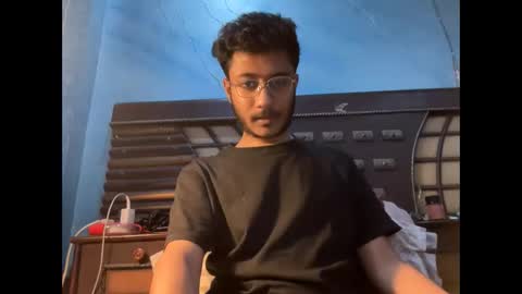 Snapshot of dinchain chatting on 17, 4, 2026 Dinchain online show from 17, 4, 2026
