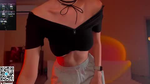 Snapshot of dindin_ chatting on 17, 10, 2025 Jessie online show from 17, 10, 2025