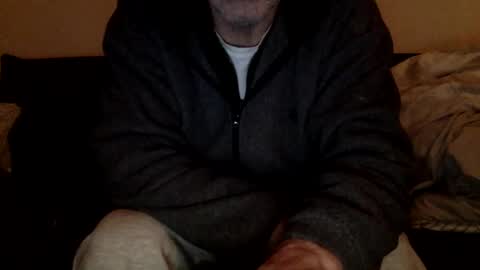 dinnerout1111 online show from 13, 1, 2025