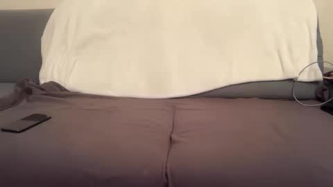 dinnerout1111 online show from 10, 10, 2025