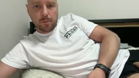 Snapshot of diogotenerife chatting on 1, 5, 2026 diogotenerife online show from 1, 5, 2026