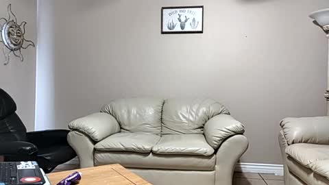 Snapshot of dipstik11 chatting on 17, 9, 2025 DIPSTIK online show from 17, 9, 2025