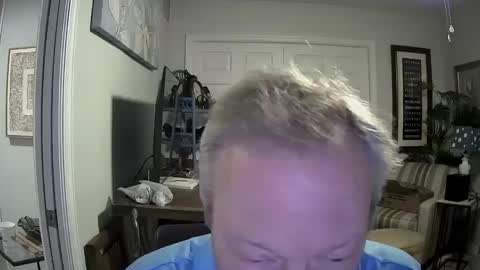 DirtkPitt Fun guy working online show from 5, 1, 2025