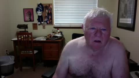 Snapshot of dirtrider195080438 chatting on 15, 5, 2026 dirtrider195080438 online show from 15, 5, 2026