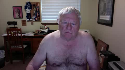 Snapshot of dirtrider195080438 chatting on 19, 5, 2026 dirtrider195080438 online show from 19, 5, 2026