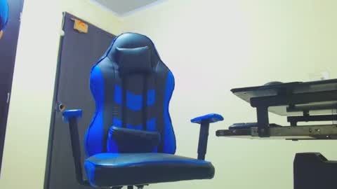 dirty_boylatin online show from 28, 1, 2025