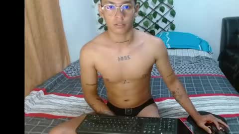 Snapshot of dirtyslimlatin chatting on 22, 5, 2026 dirtyslimlatin online show from 22, 5, 2026