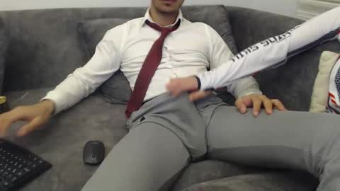 Snapshot of dirtyybooyy77 chatting on 19, 4, 2026 dirtyybooyy77 online show from 19, 4, 2026
