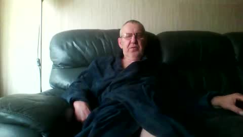 Snapshot of discovery63 chatting on 8, 3, 2026 discovery63 online show from 8, 3, 2026
