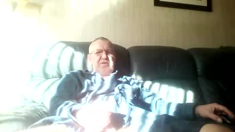 Snapshot of discovery63 chatting on 14, 3, 2026 discovery63 online show from 14, 3, 2026