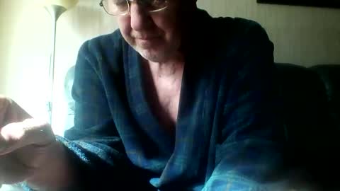 Snapshot of discovery63 chatting on 5, 4, 2026 discovery63 online show from 5, 4, 2026