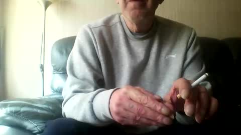 Snapshot of discovery63 chatting on 11, 4, 2026 discovery63 online show from 11, 4, 2026