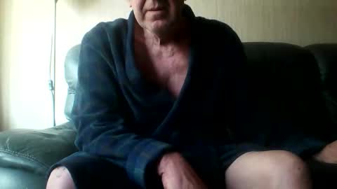 Snapshot of discovery63 chatting on 25, 4, 2026 discovery63 online show from 25, 4, 2026