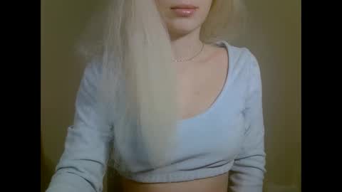 DitaMilton online show from 4, 11, 2025