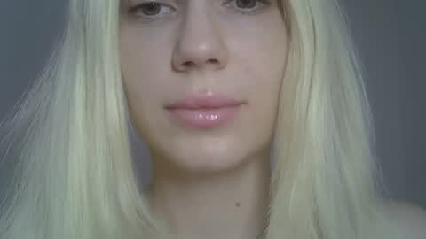 DitaMilton online show from 6, 4, 2026