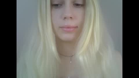 Snapshot of ditamilton chatting on 27, 4, 2026 DitaMilton online show from 27, 4, 2026