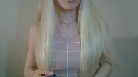 Snapshot of ditamilton chatting on 26, 6, 2026 DitaMilton online show from 26, 6, 2026