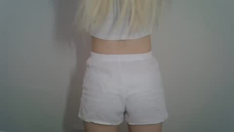Snapshot of ditamilton chatting on 14, 7, 2026 DitaMilton online show from 14, 7, 2026