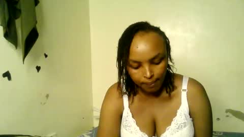 Snapshot of diva_cheupe chatting on 9, 5, 2026 diva_cheupe online show from 9, 5, 2026
