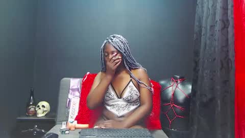 Snapshot of divamafe chatting on 13, 1, 2025 mafe online show from 13, 1, 2025