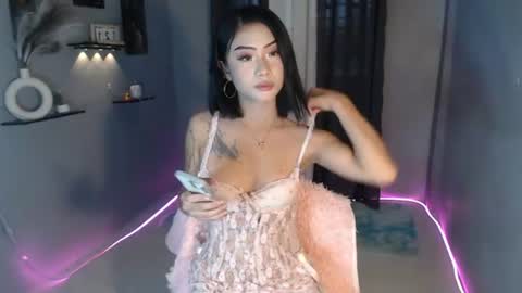 Snapshot of divinaaaaa chatting on 21, 6, 2026 divinaaaaa online show from 21, 6, 2026