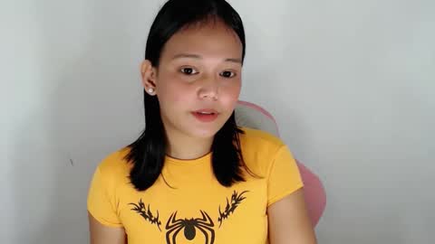 Crystal mae online show from 27, 5, 2026