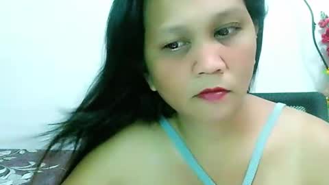 Snapshot of divinegrace10 chatting on 4, 1, 2025 Divine Grace Close To Your Hear online show from 4, 1, 2025