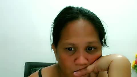 Snapshot of divinegrace10 chatting on 19, 2, 2025 Divine Grace Close To Your Hear online show from 19, 2, 2025