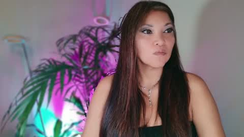 Snapshot of divinelynn chatting on 15, 7, 2026 DivineLynn online show from 15, 7, 2026