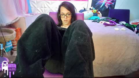 Jade Divyne online show from 9, 12, 2024