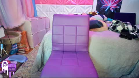 Jade Divyne online show from 12, 12, 2024