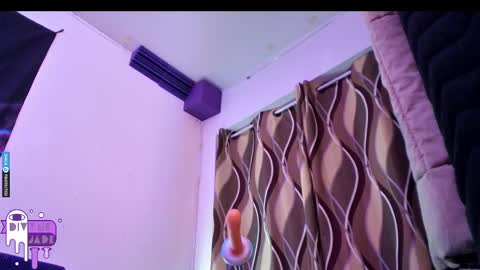 Jade Divyne online show from 15, 2, 2025