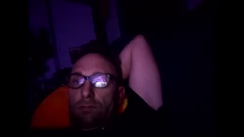 Snapshot of dix_yadown chatting on 8, 5, 2026 dix_yadown online show from 8, 5, 2026
