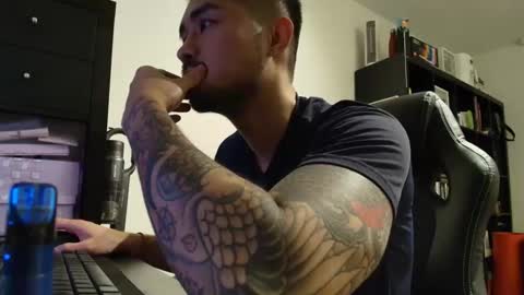 Snapshot of dixonhuang chatting on 20, 9, 2025 D online show from 20, 9, 2025