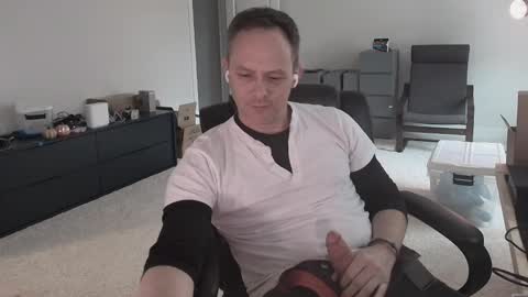 Snapshot of dj_diesel_rat chatting on 13, 2, 2025 dj_diesel_rat online show from 13, 2, 2025