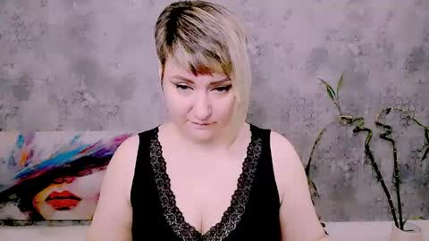 djullia online show from 18, 5, 2026