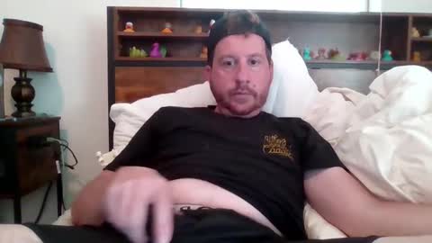 Snapshot of dlew505 chatting on 23, 5, 2026 come say hey lets chat online show from 23, 5, 2026