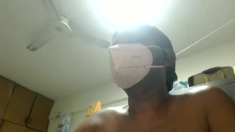 Snapshot of dnana_akv chatting on 8, 6, 2026 Dark brown with pink head online show from 8, 6, 2026