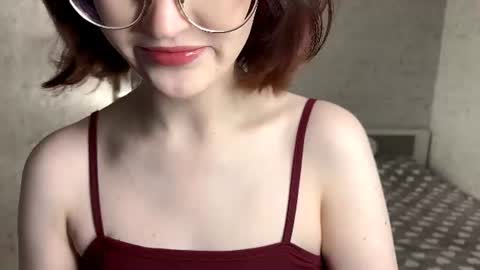 Snapshot of dodiebabikian chatting on 14, 6, 2026 Annie PVT IS OPEN online show from 14, 6, 2026