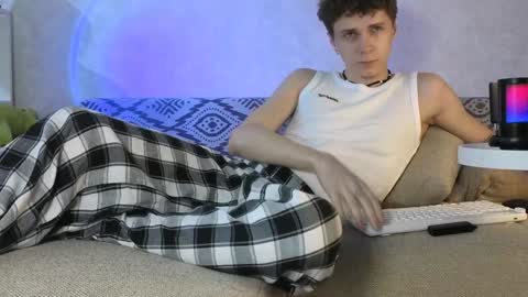 Snapshot of doedeeer chatting on 28, 12, 2024 Alex online show from 28, 12, 2024