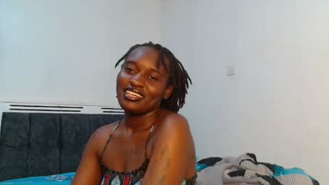 Snapshot of dolce_amber chatting on 10, 11, 2025 Dolce online show from 10, 11, 2025