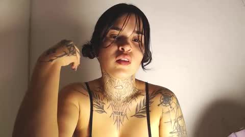 doll_and_thebrown online show from 17, 12, 2025