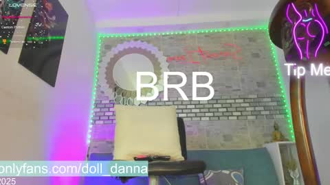 Snapshot of doll_danna chatting on 20, 2, 2025 Luciana           My   online show from 20, 2, 2025